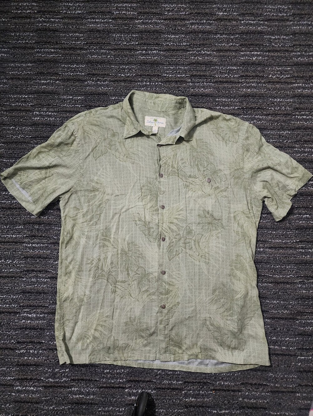 ISLAND SHORES Sage Green Hawaiian Shirt Men's XL Tropical Palm Leaves Summer EUC